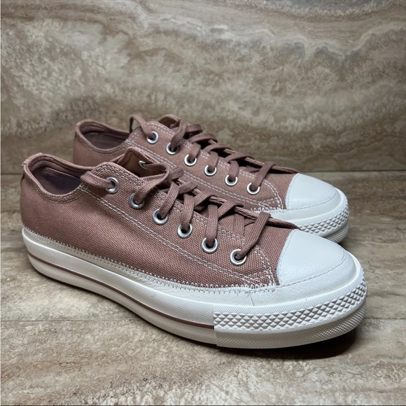 Converse Women Chuck Taylor All Star Lift Platform Low Clay Pot Size 8.5 - Picture 2 of 7